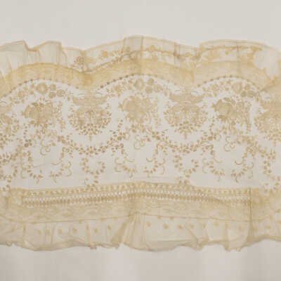 Lace Table Runner