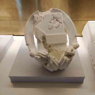 DANIEL ASHRAM Future Relic 7