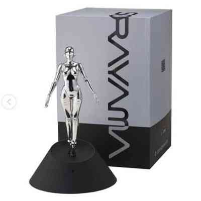 Hajime Sorayama SEXY ROBOT FLOATING 1/4 SCALE (SILVER)