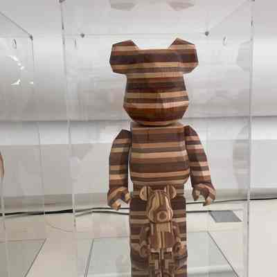 Bearbrick Karimoku Fragment Wood Polygon Horizon 1000%