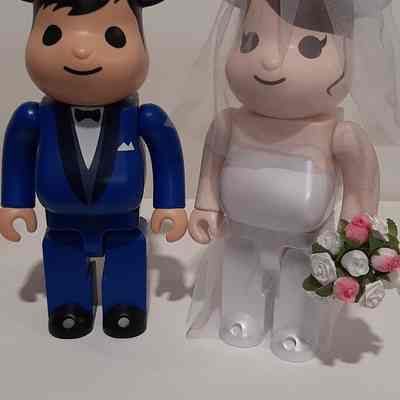 400% Bearbrick WEDDING 4 PLUS