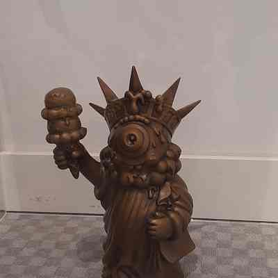 Liberty Bronze by Buffmonster