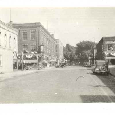 Lafayette, Looking North
