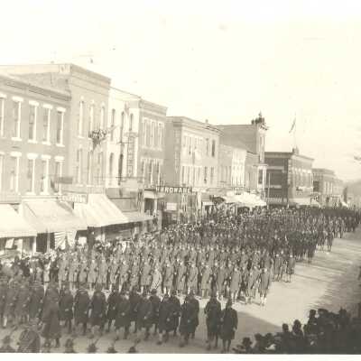 Soldiers Marching Down Lincolnway (1918)
