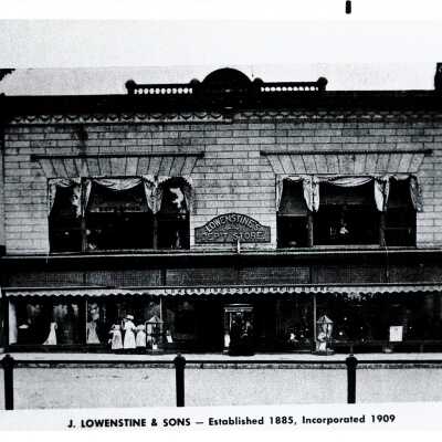 Reproduction of Lowenstines' Photograph