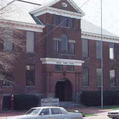 374 Millburn Avenue, Schoolhouse Plaza, 1979