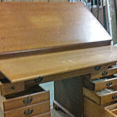 Desk with Leaves pulled out