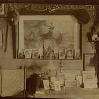          Kellogg: Art Corner in Kellogg House picture number 1
   