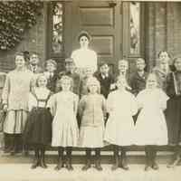 Short Hills School: Photograph of 4th and 5th grades at the Short Hills School, Hobart Avenue, 1908
