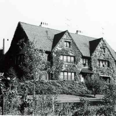 Residence Rear