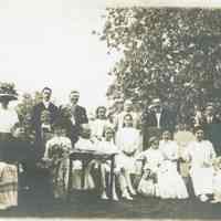 Kellogg: Wedding Party Photos, 1911