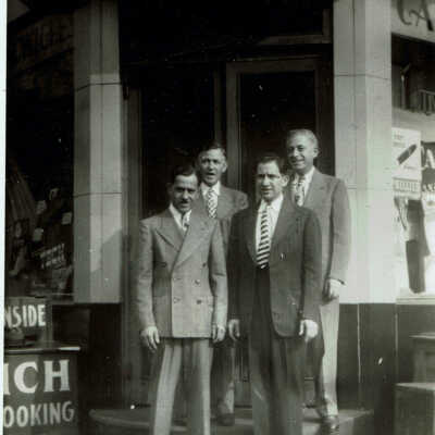 Ganek: Leo Ganek Family Photographs
