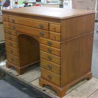          Hartshorn: Stewart Hartshorn Desk picture number 3
   