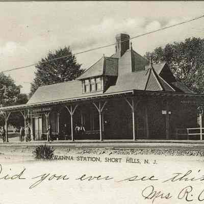 Front of Postcard to Miss May Riddle, December 1905