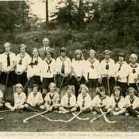          Hartshorn: Short Hills Country Day School Girl's Field Hockey Team, 1929 picture number 1
   