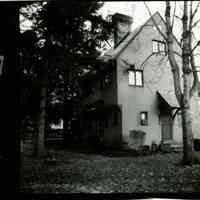          52 Linden Street, Krys-Kryngle Cottage picture number 2
   