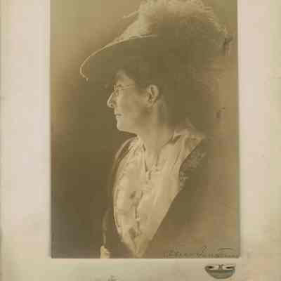 Snow: Alice Boughton Photograph of Bonnie Snow