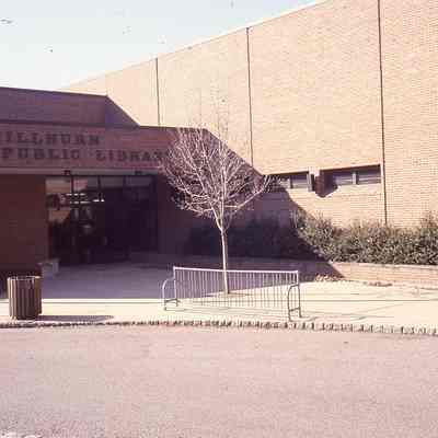 Millburn Library Glen Avenue Entrance, April 1986