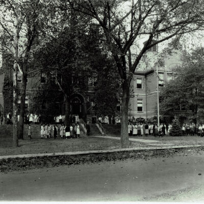 Short Hills High School, Hobart Avenue, after additions to right side