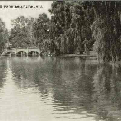 Taylor Park: Taylor Park with Rahway River and Bridge