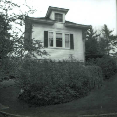 Photo of left side of 39 Stewart Road