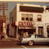          Image of Carvel taken from Book Report at Museum
   