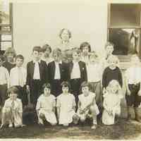 Lincoln School: Students at the Lincoln School, 1920s