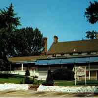          Millburn Inn: Millburn Inn, 5 Old Short Hills Road picture number 1
   