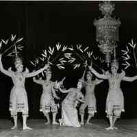          Mavis Ray as Eliza goes through the forest to escape the dogs in The King and I, 1956.
   
