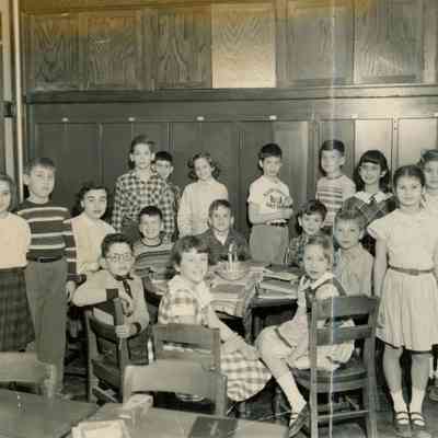 South Mountain School: First Grade Classroom, 1952