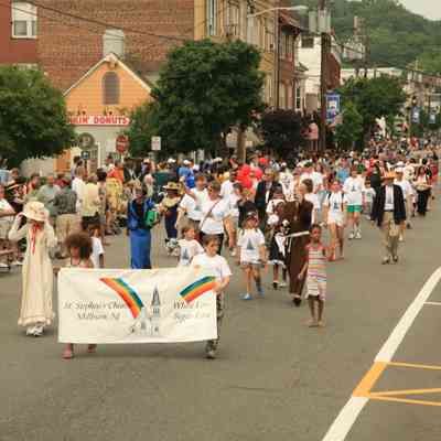 Sesquicentennial Parade: St. Stephen's Church and Preschool, 2007