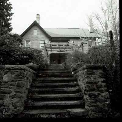 105 South Terrace, "High Tramer," c. 1902