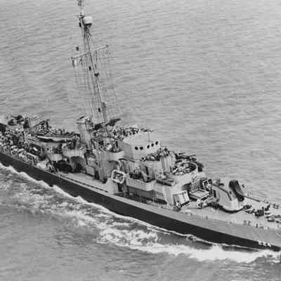 Photograph of the USS Day DE-225