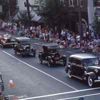          July 4: Antique Cars in American Bicentennial Parade, 1976 picture number 1
   