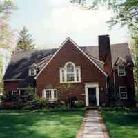 Hillside Avenue: 32 Hillside Avenue, 1999