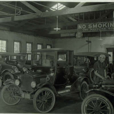Ford Dealership Garage