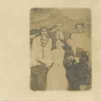          Bosworth: Photographic Postcards of unidentified sitters, c. 1900 picture number 3
   