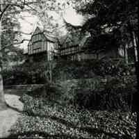          32 Windermere Terrace, Short Hills picture number 1
   