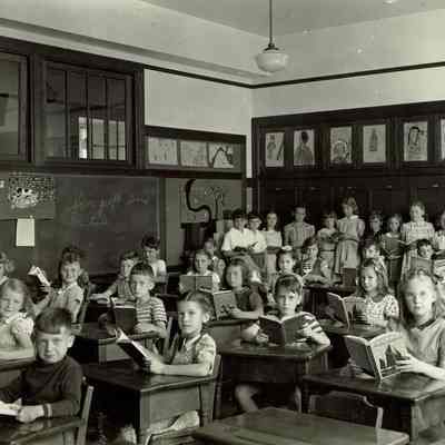 South Mountain School: Douglas or Malcolm Macpherson's Class, 1940s