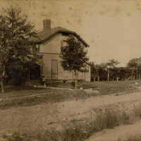 461 Wyoming Avenue with Man and Child on Porch