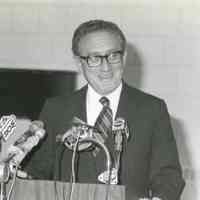          Library: Henry Kissinger Fund-Raising Program at Millburn Library, 1978 picture number 1
   