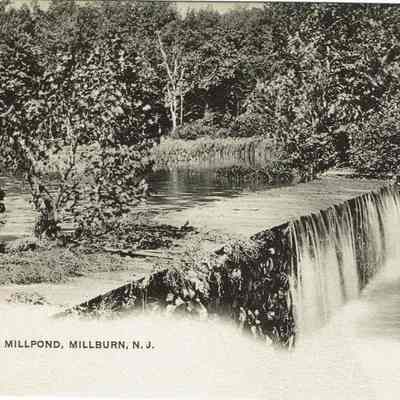 Mill Pond: Falls at Mill Pond, Millburn