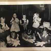 Glenwood Scrapbook: Doll-Making Activity