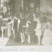 Thayer Smith: Dr. Thayer Smith Examining School Children