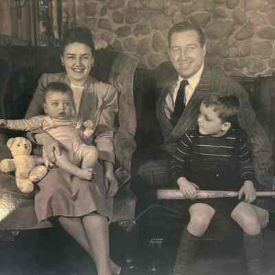 Dunn: Bob Dunn and his Wife and Children, 1946