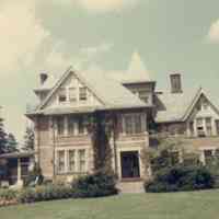 12 East Hartshorn Drive, Hack Estate