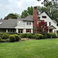 Sunset Cottage, 12 The Crescent, 2026