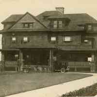          Unidentified house on the Jersey Shore, presumably a Kemmerer house.
   