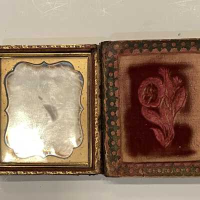 Right side of pocket frame 2