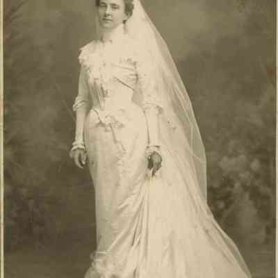 Meeker: Mary Maxwell Meeker Wedding Photograph, 1900